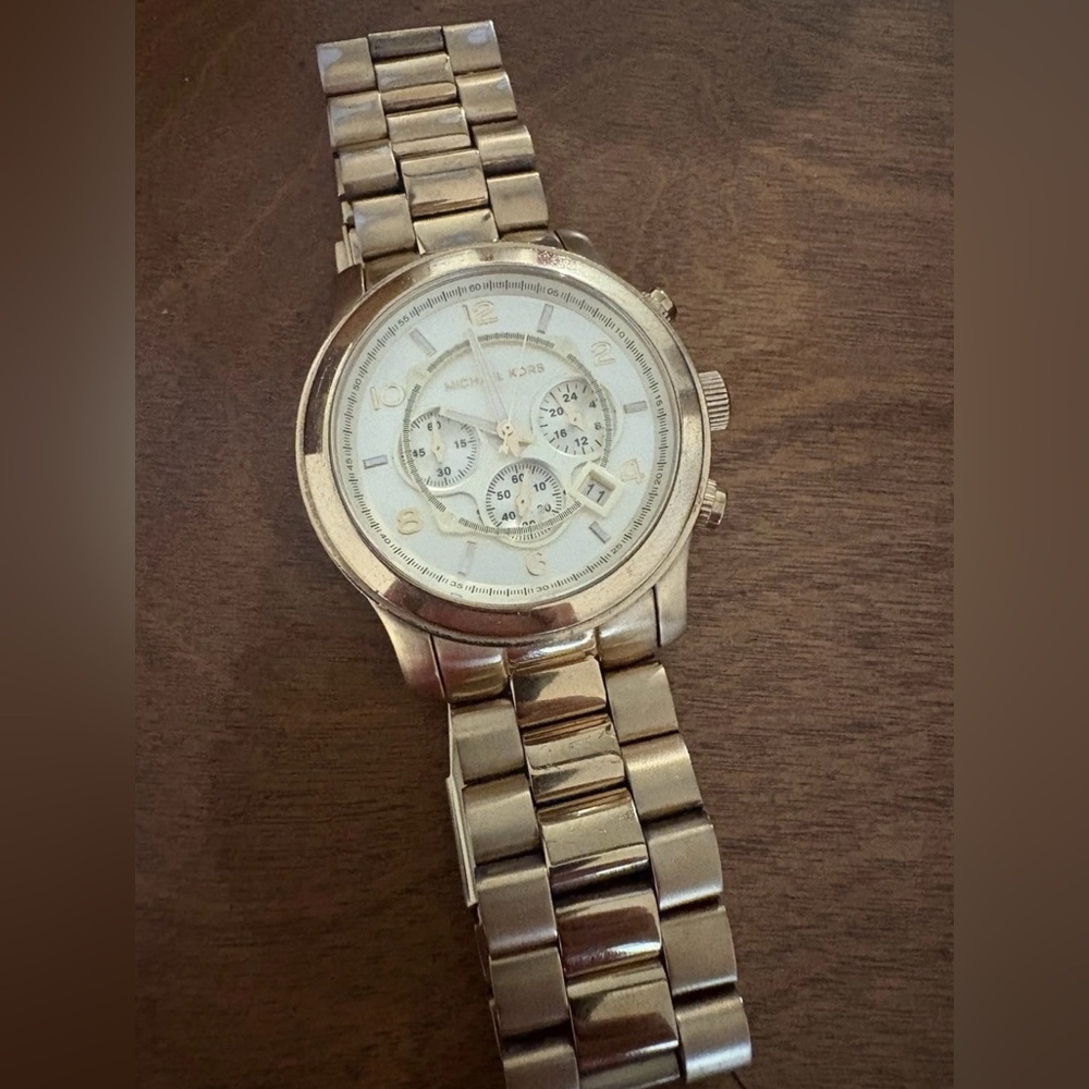 Michael Kors Oversized Women’s Runway Stainless Steel Chronograph Watch